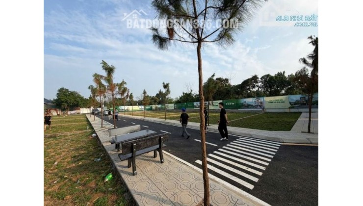 NHỈNH 2,5 TỶ CHỐT LÔ ĐẤT 100M2 SỔ ĐỎ F0, FULL THỔ CƯ, KHU CÔNG NGHỆ CAO - HOÀ LẠC.